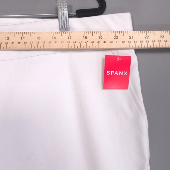 SPANX New Women's 3X Classic White Stretch Pull-on‎ Kick Flare Crop Pants 20373R - Picture 4 of 13